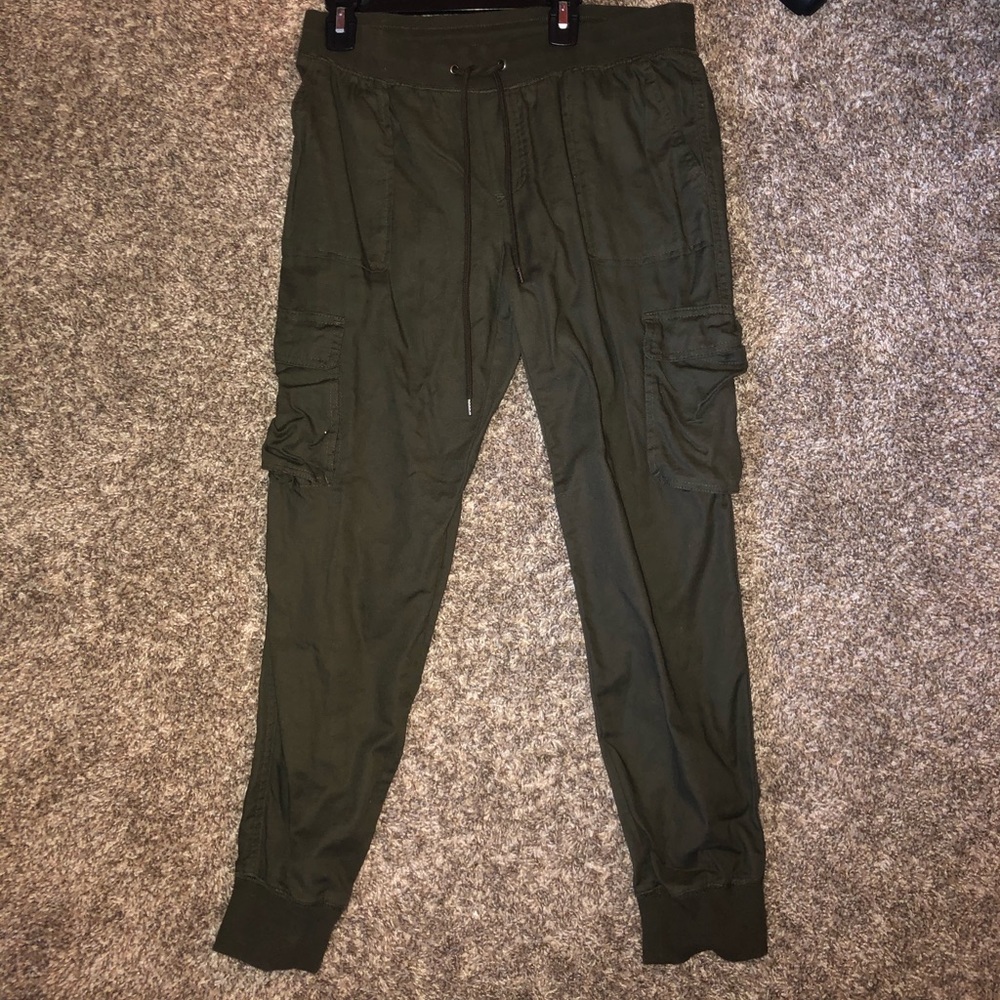 Women’s Cargo Pants